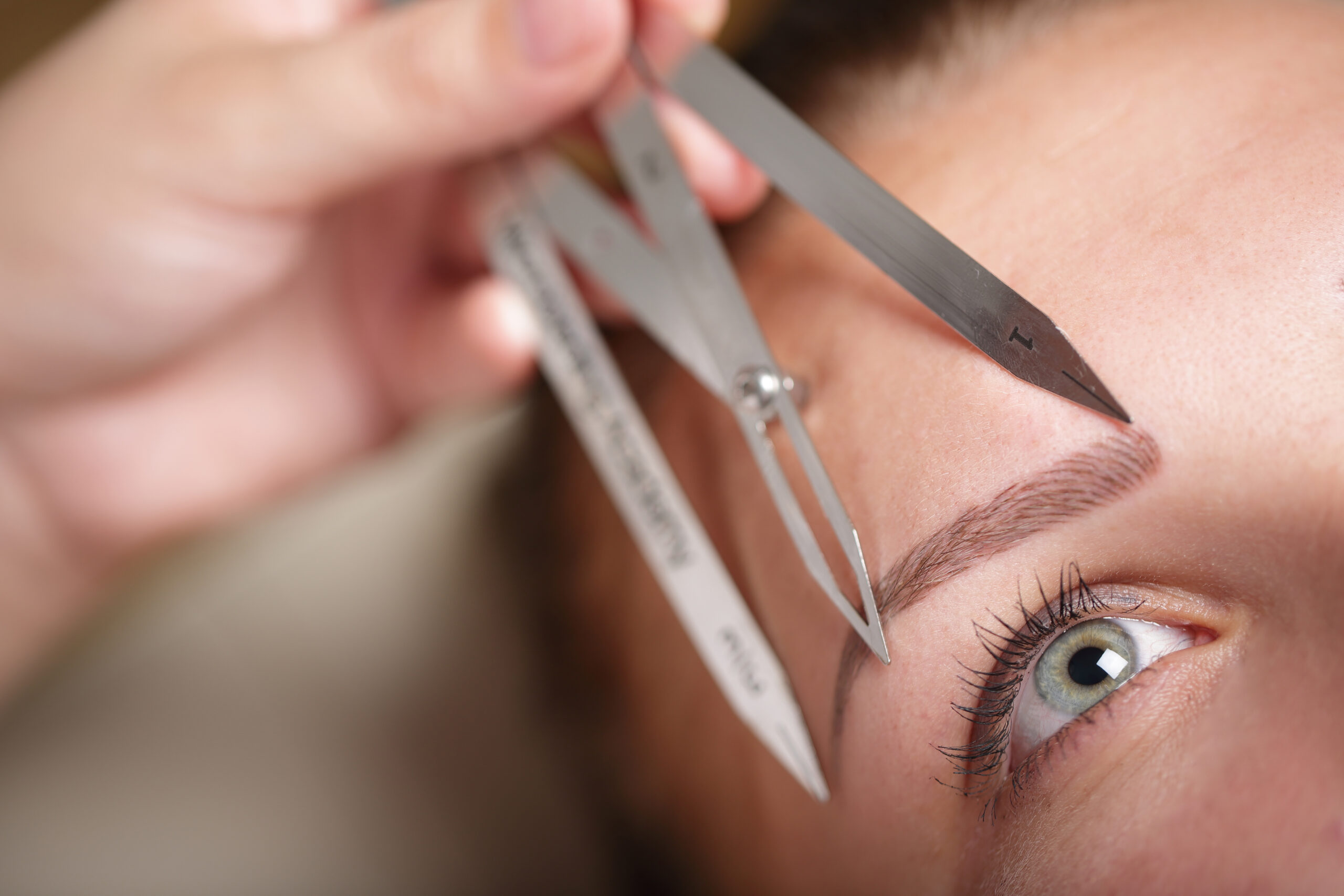 the-eyebrows-are-measured-for-the-treatment-2025-03-09-22-52-52-utc